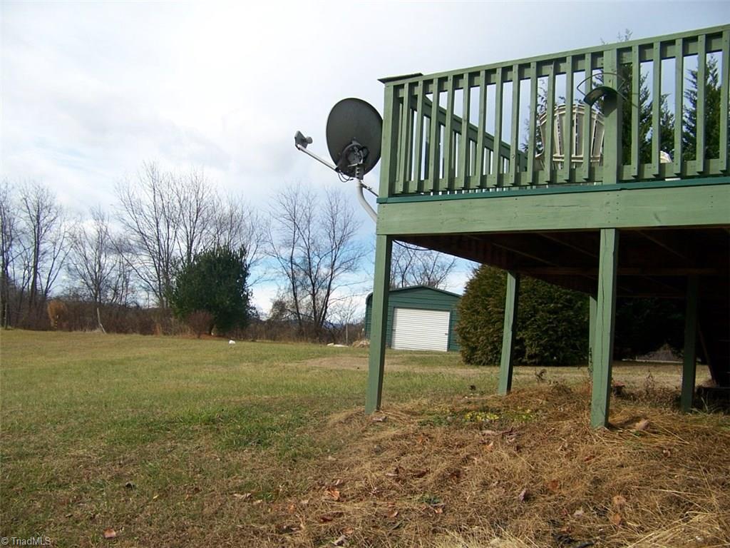 653 Flippin Rd, Lowgap, NC 27024 photo 10