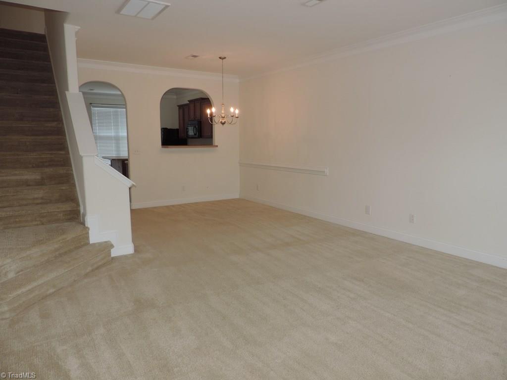 3760 Shadow Ridge Dr, High Point, NC 27265 photo 4