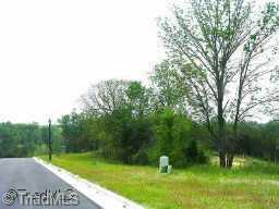 2810 Fallin Ct, High Point, NC 27262 photo 3