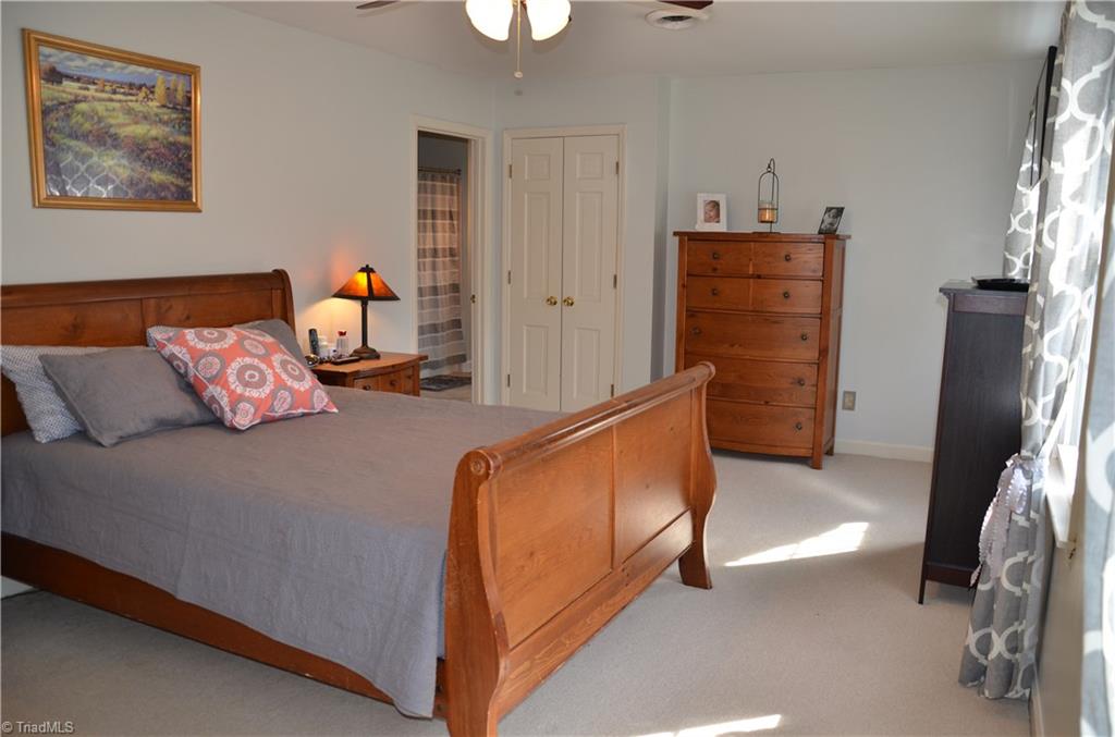 1308 Ashley Ave, High Point, NC 27262 photo 9