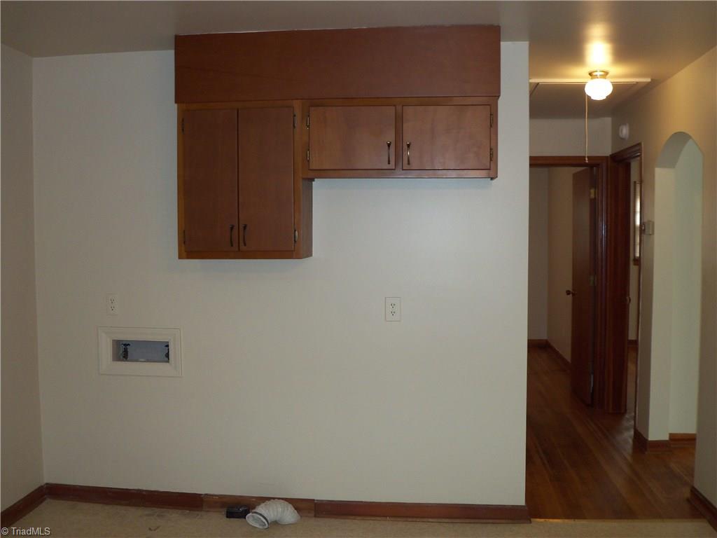 1232 Guyer St, High Point, NC 27262 photo 6