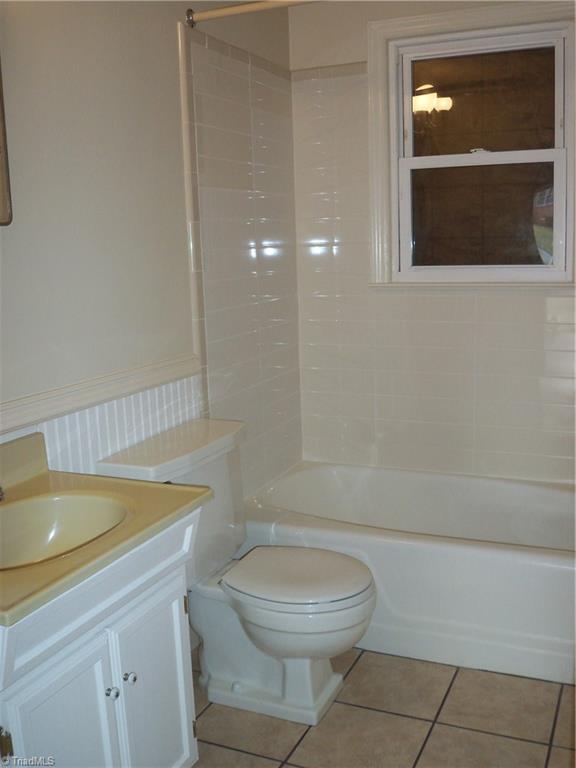 1232 Guyer St, High Point, NC 27262 photo 7