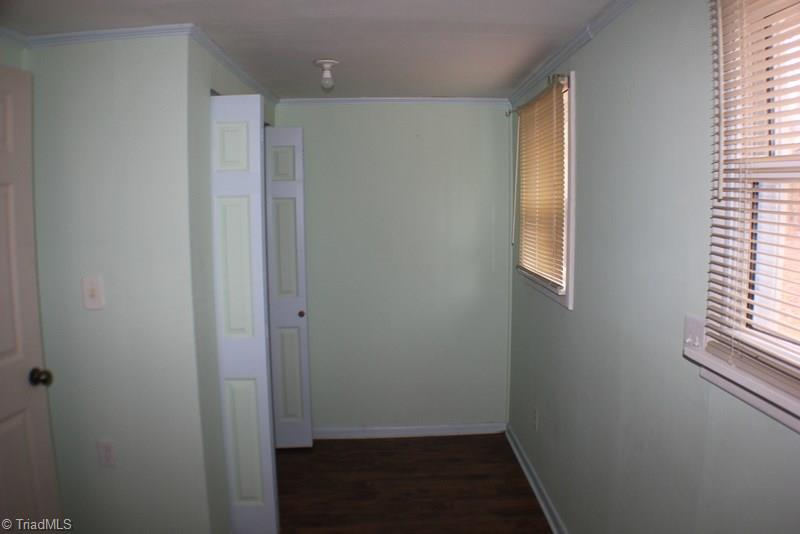 293 W Dodson Mill Rd, Pilot Mountain, NC 27041 photo 9
