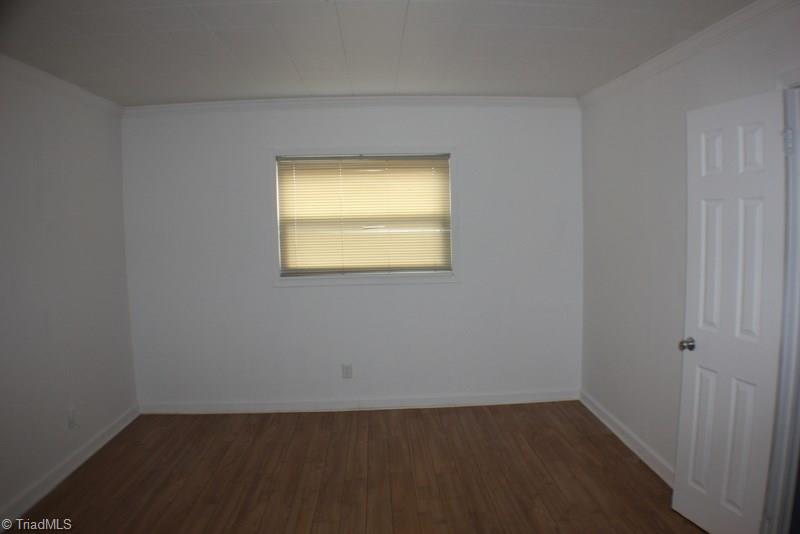 293 W Dodson Mill Rd, Pilot Mountain, NC 27041 photo 5