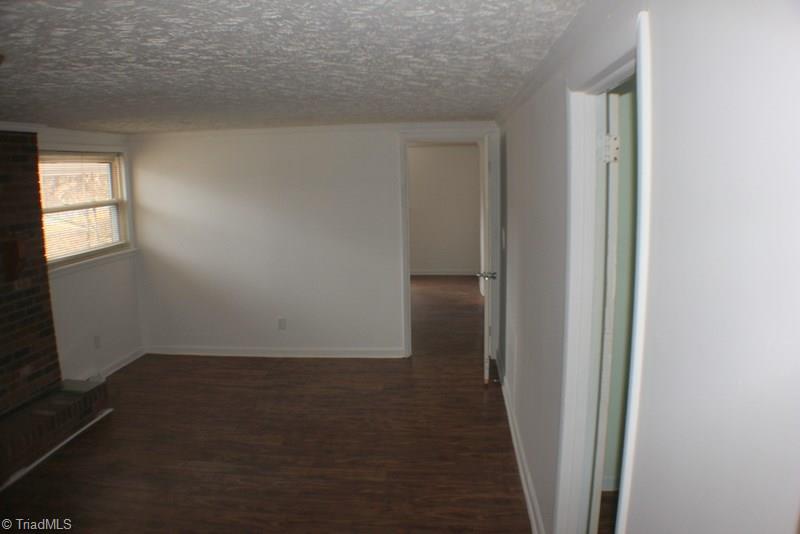 293 W Dodson Mill Rd, Pilot Mountain, NC 27041 photo 8