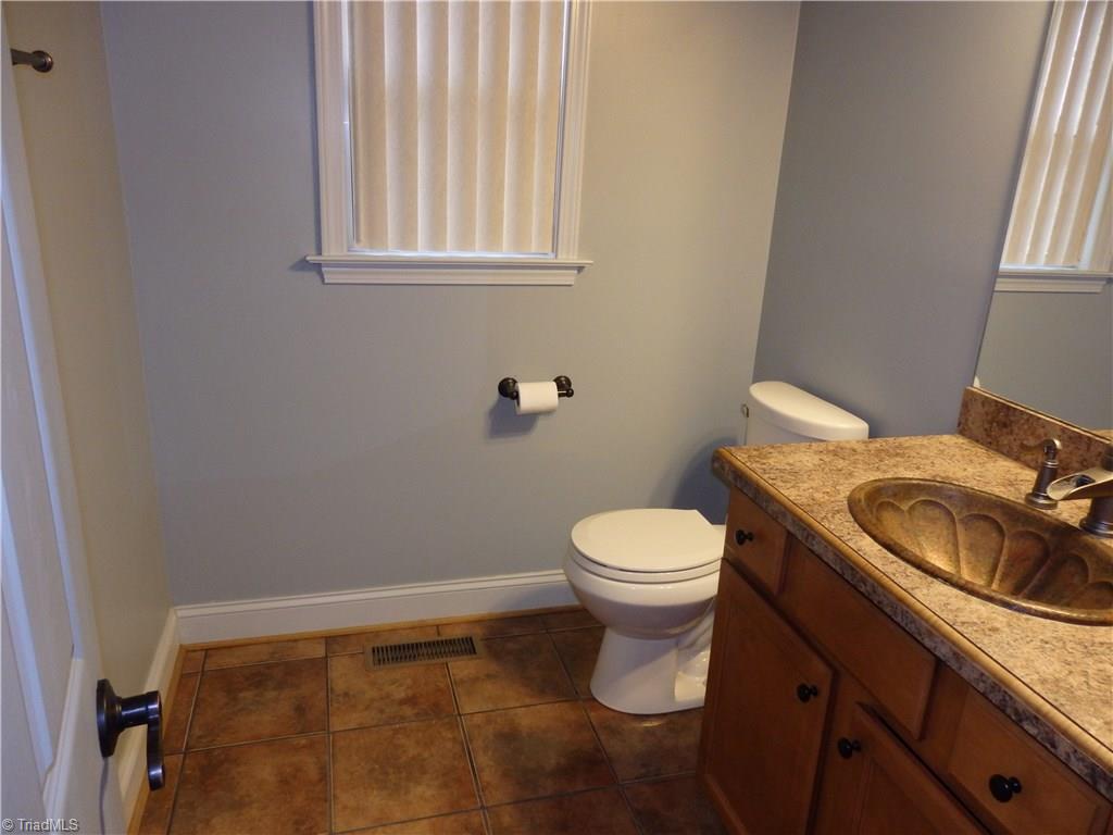 328 Fox Run View Ln, Trinity, NC 27370 photo 22