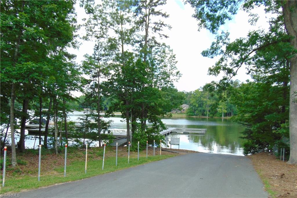 271 Stone Canyon Dr, Denton, NC 27239 photo 8