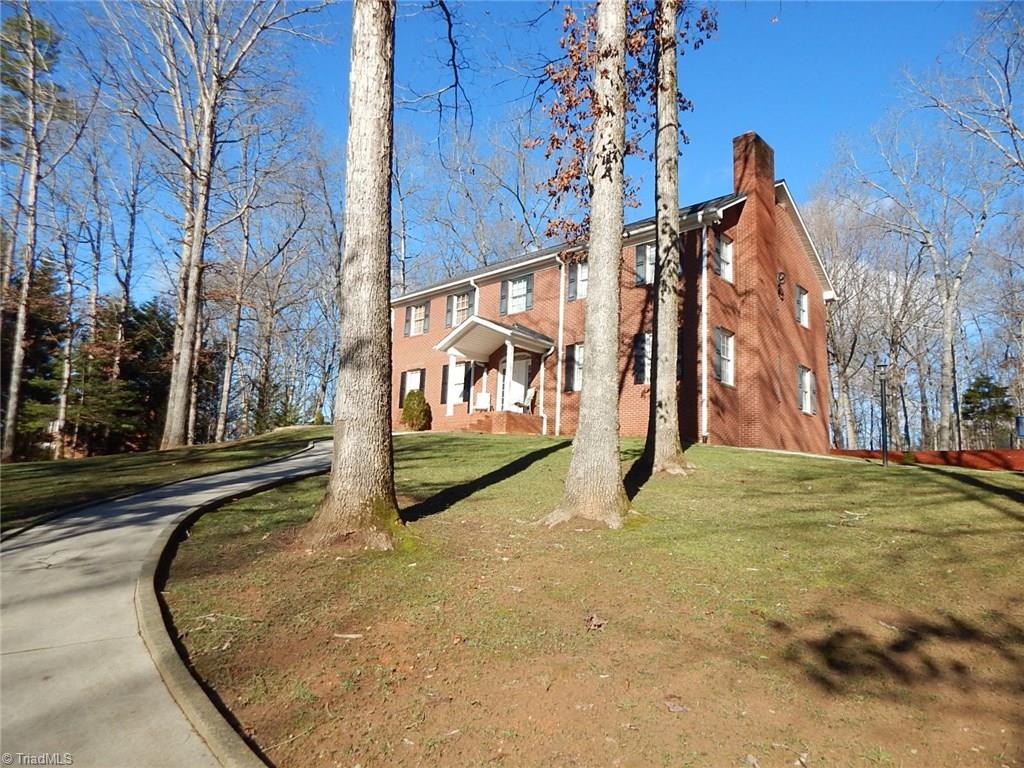 226 Windsor Park Dr, Dobson, NC 27017 photo 28