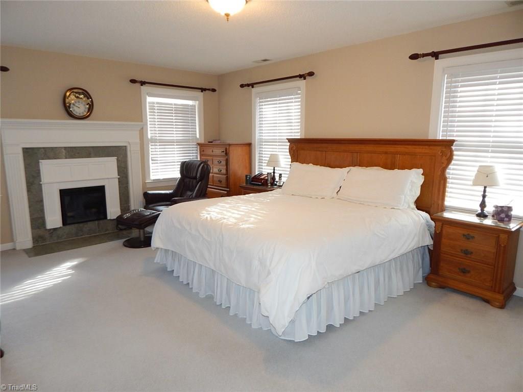226 Windsor Park Dr, Dobson, NC 27017 photo 14