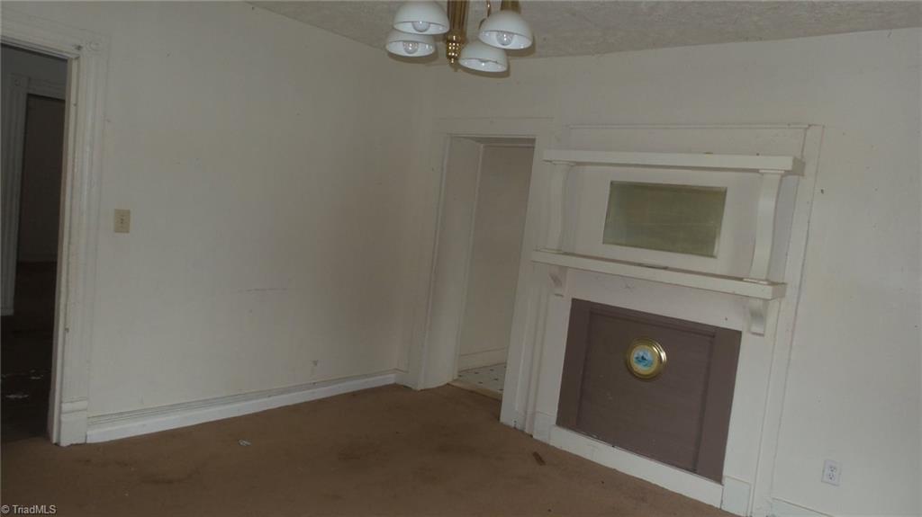 1127 Mill St, Pinnacle, NC 27043 photo 11
