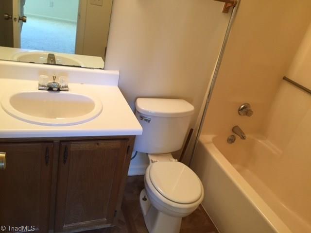 1437 Bailey Cir, High Point, NC 27262 photo 10