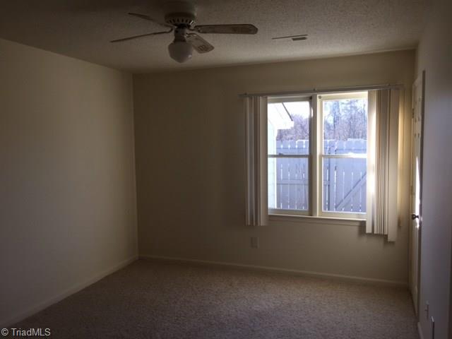 1437 Bailey Cir, High Point, NC 27262 photo 9