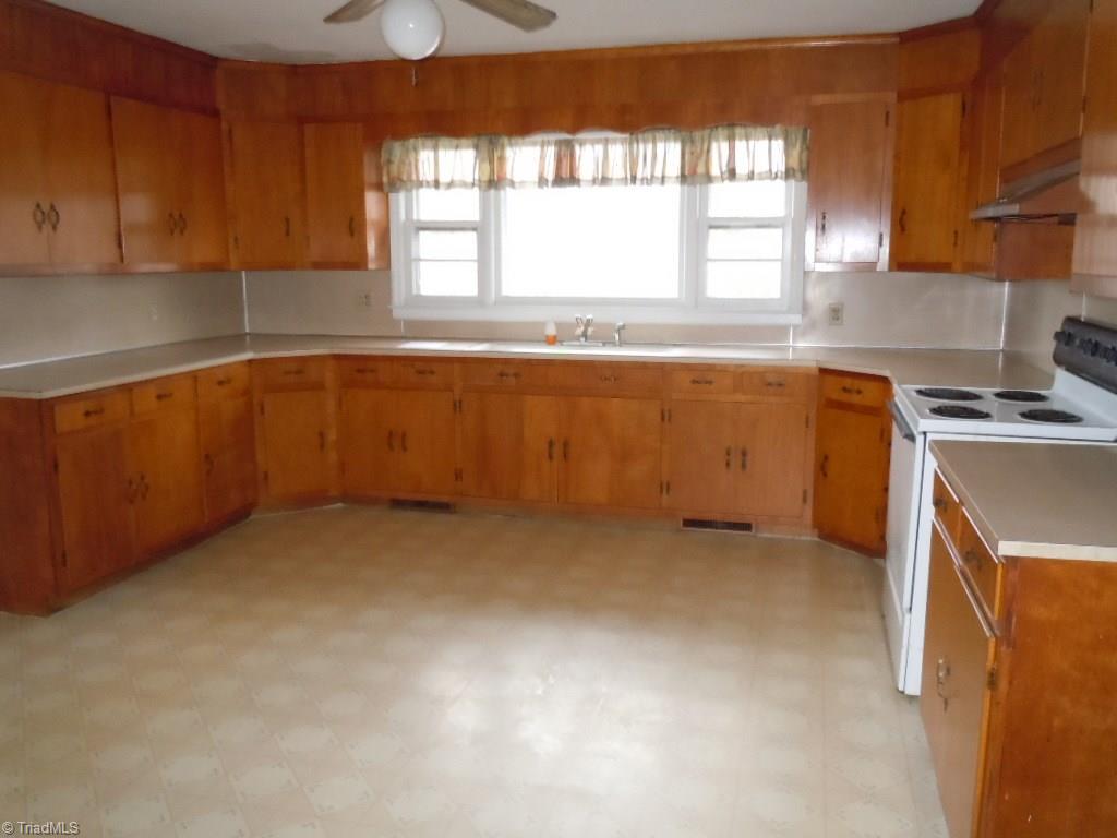 110 Rand Blvd, Archdale, NC 27263 photo 7