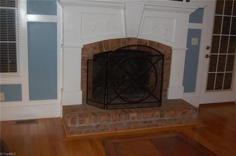 328 Melton Rd, Elkin, NC 28621 photo 9