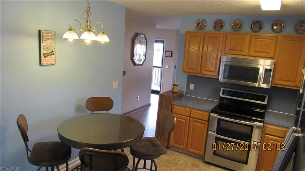 136 Conifer Ct, King, NC 27021 photo 6