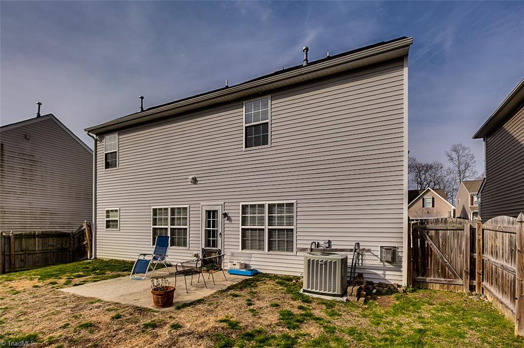 895 Hedgepath Ter, High Point, NC 27265 photo 24