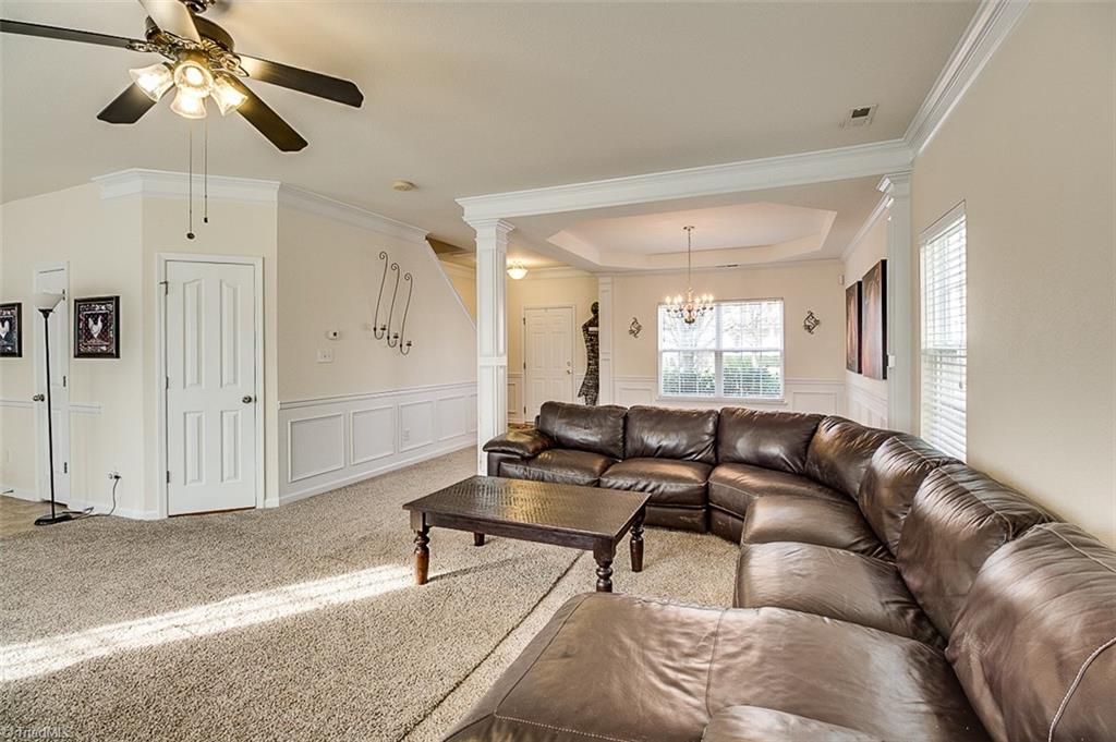 895 Hedgepath Ter, High Point, NC 27265 photo 5