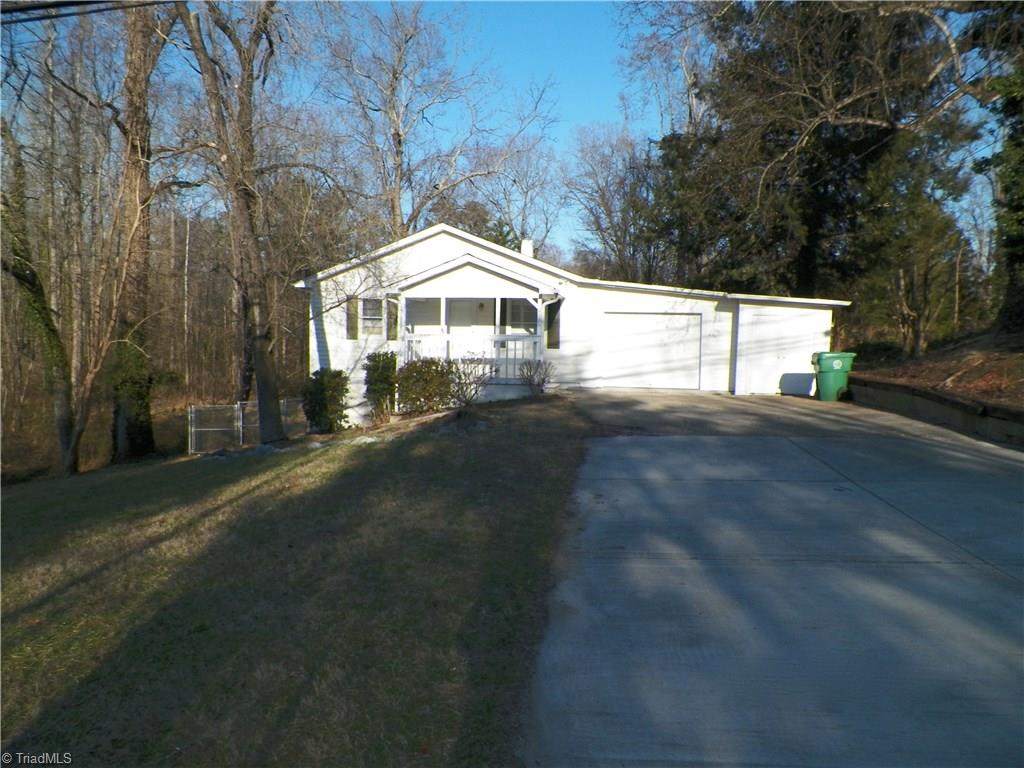 6136 Meadowbrook Dr, Trinity, NC 27370 photo 1