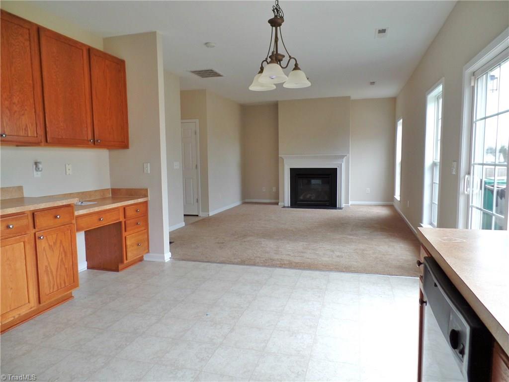 3820 Tonsley Pl, High Point, NC 27265 photo 7