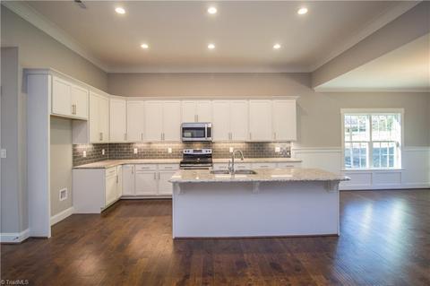 103 Solitaire Dr, Trinity, NC 27370 photo 4