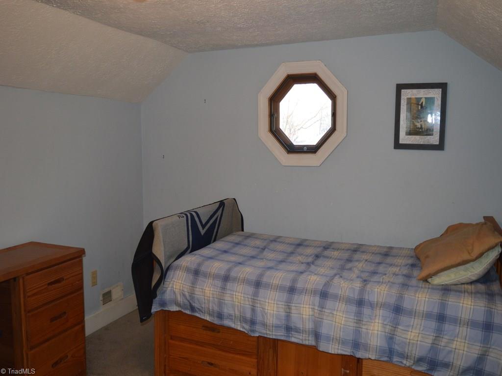 513 S Main St, Dobson, NC 27017 photo 14