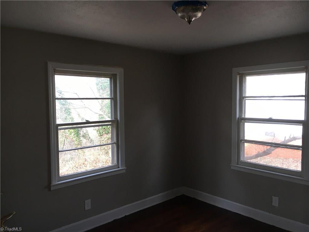 811 Mint Ave, High Point, NC 27260 photo 6