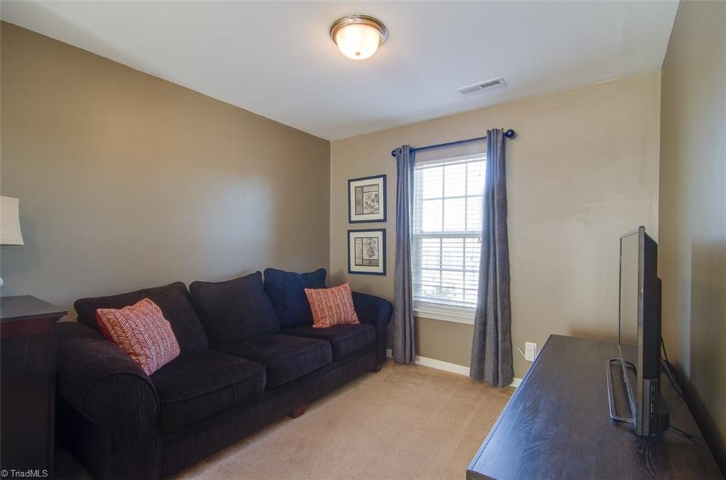 5228 Switchback Dr, High Point, NC 27265 photo 12