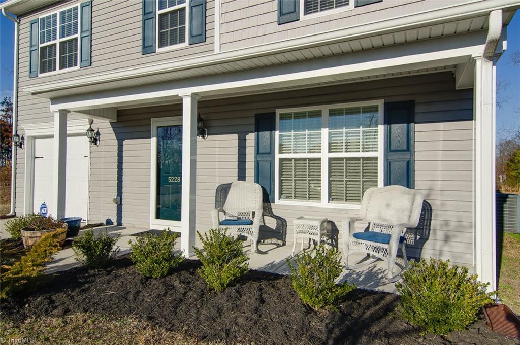 5228 Switchback Dr, High Point, NC 27265 photo 2