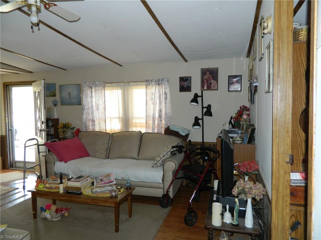 4665 Peaceful Ln, Trinity, NC 27370 photo 6