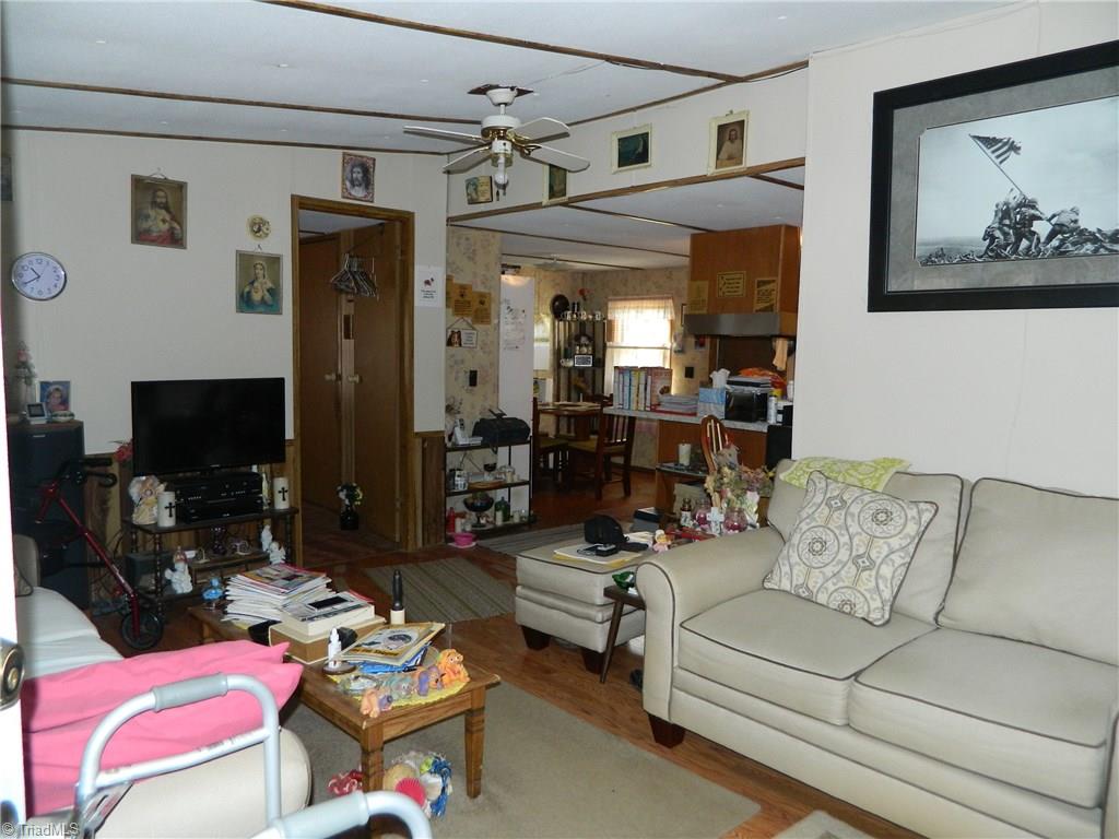 4665 Peaceful Ln, Trinity, NC 27370 photo 5