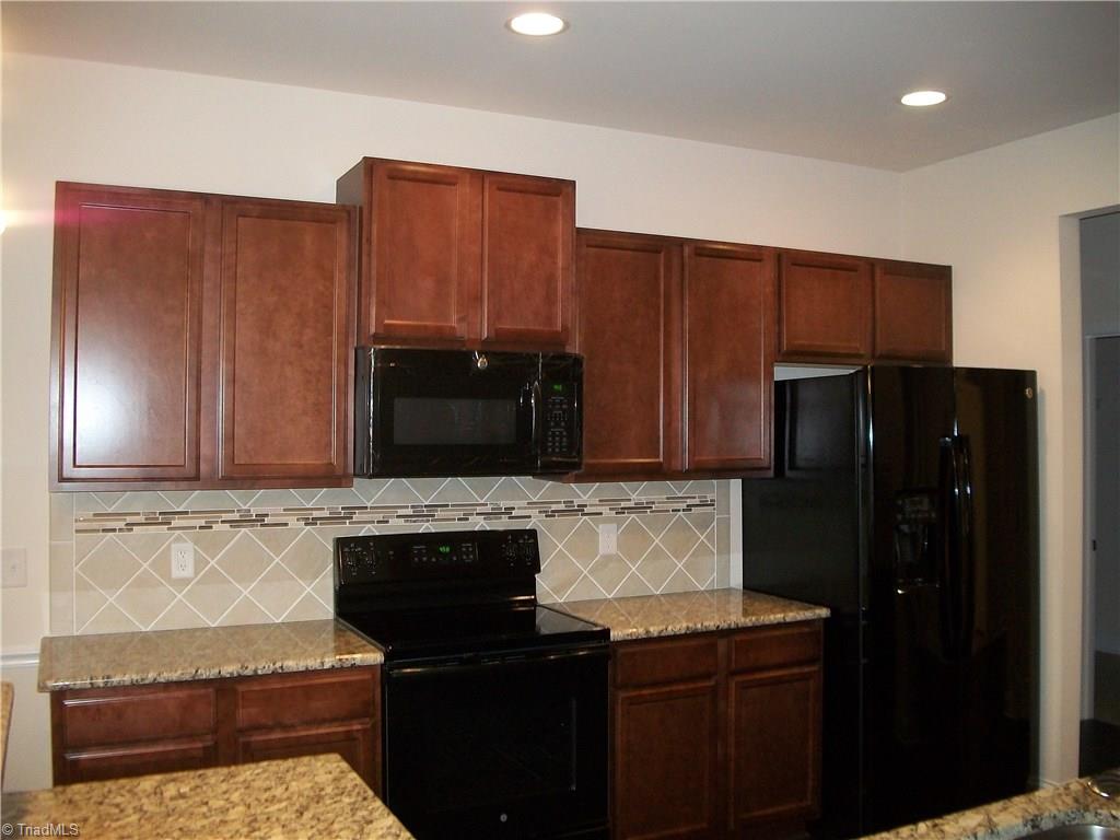 766 Forester Ct, High Point, NC 27265 photo 9