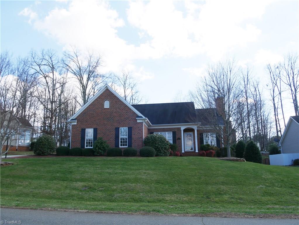 205 Cotswold Ln, King, NC 27021 photo 1