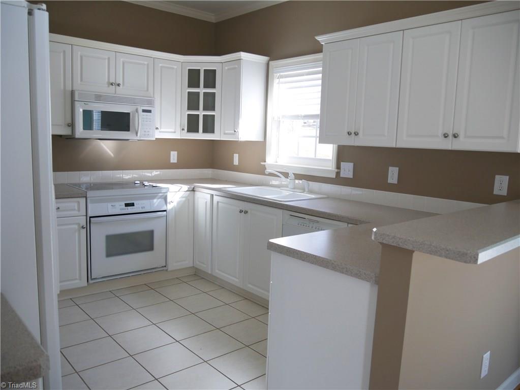 205 Cotswold Ln, King, NC 27021 photo 7