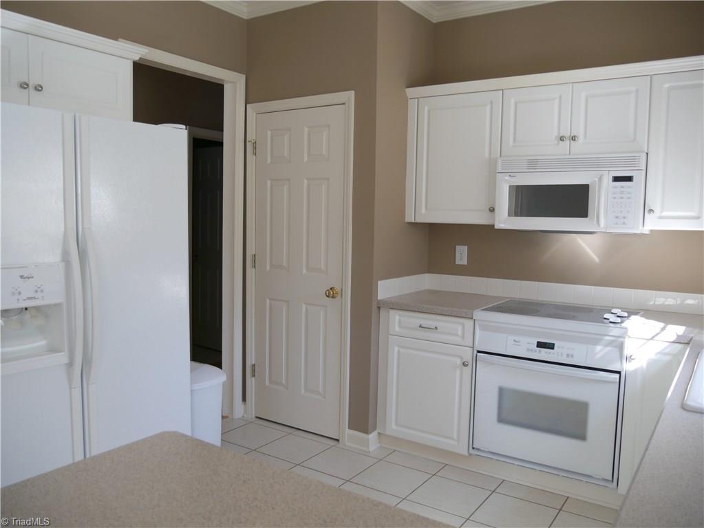 205 Cotswold Ln, King, NC 27021 photo 8