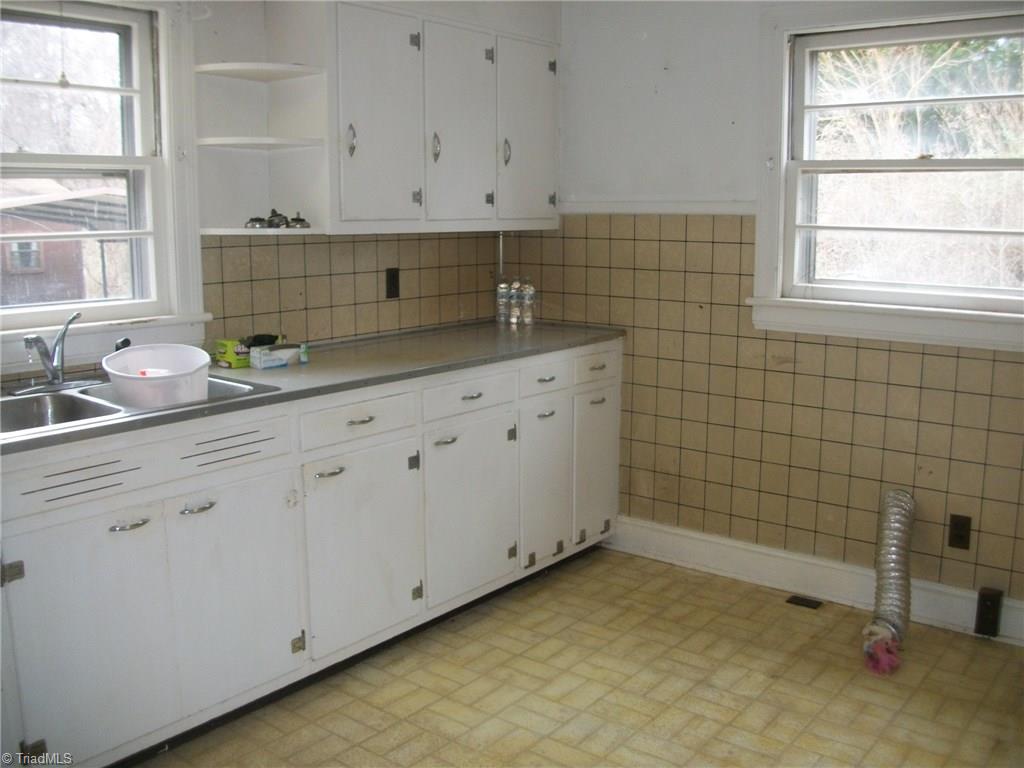 110 Via Ave, Stuart, VA 24171 photo 10