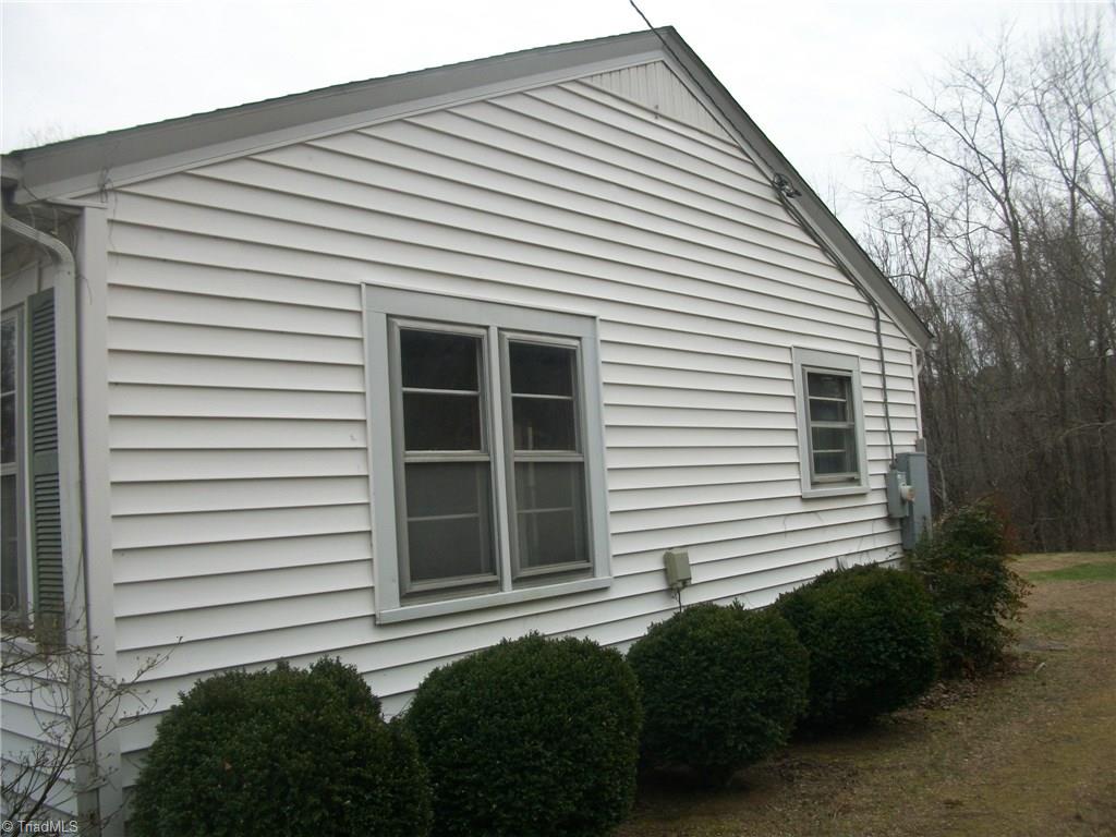 110 Via Ave, Stuart, VA 24171 photo 4