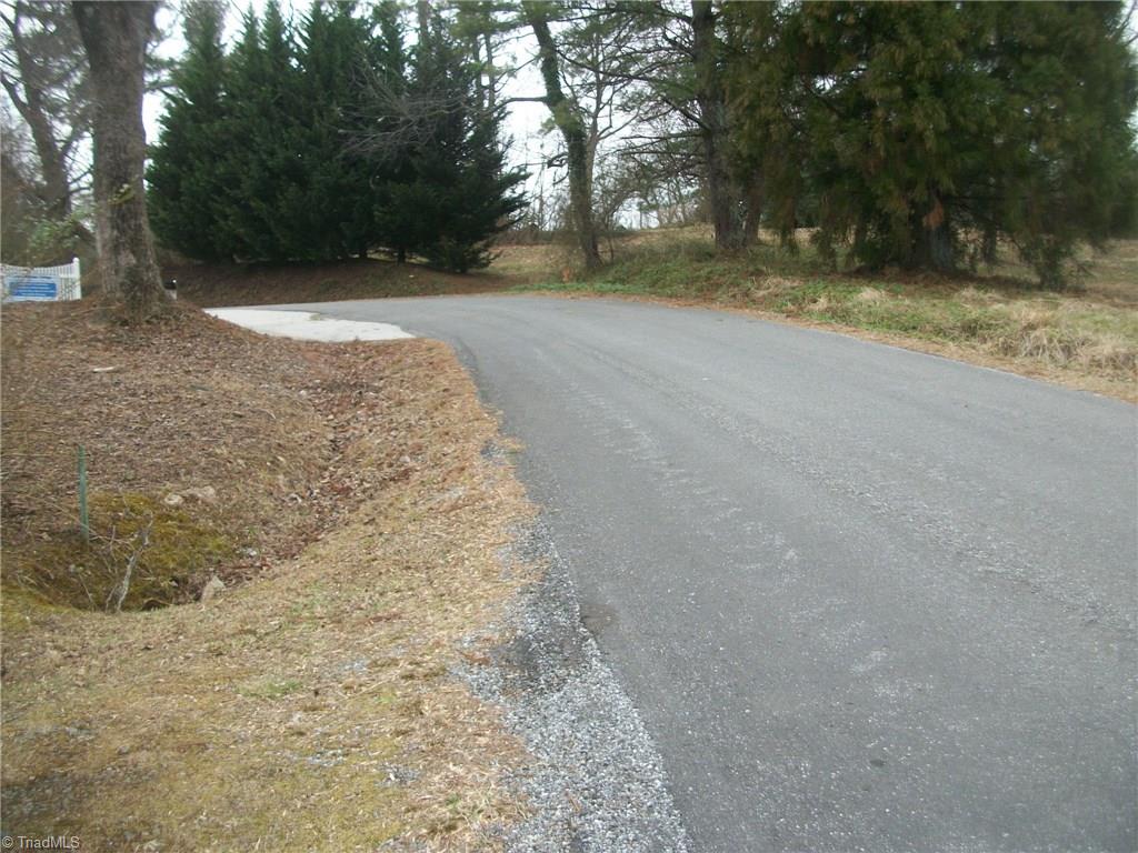 110 Via Ave, Stuart, VA 24171 photo 3