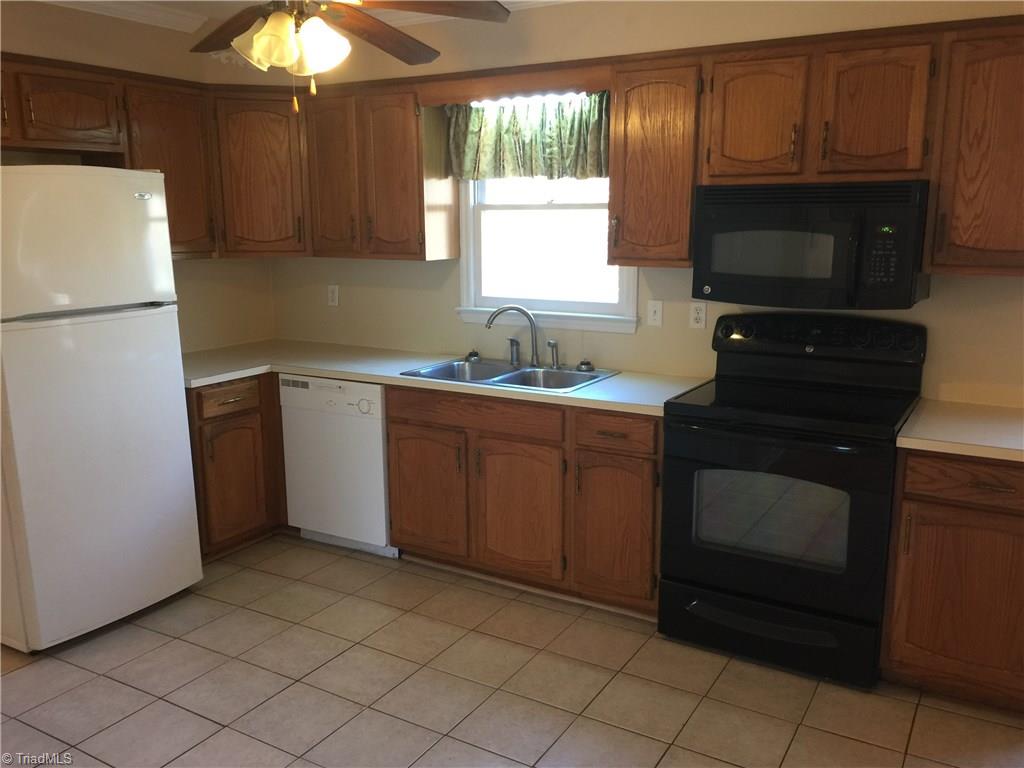 838 Meadowbrook Dr, King, NC 27021 photo 10