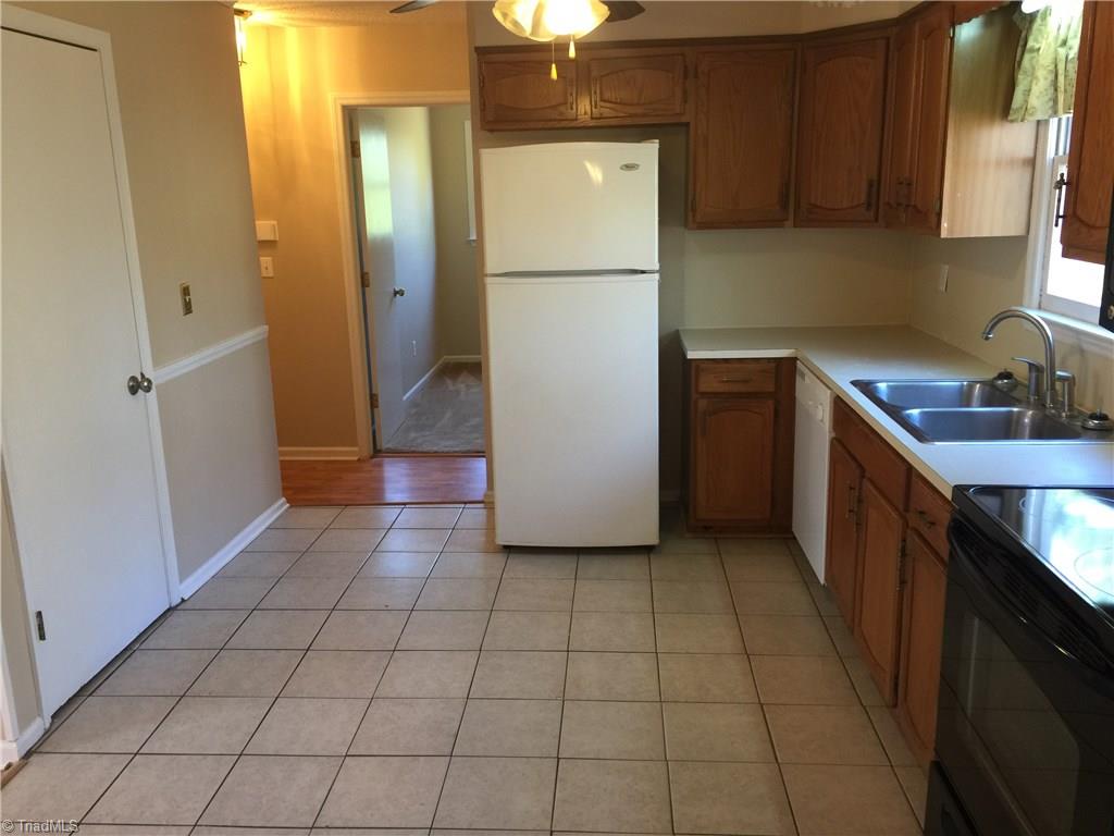 838 Meadowbrook Dr, King, NC 27021 photo 11