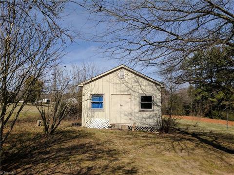 268 Calloway Rd, King, NC 27021 photo 11
