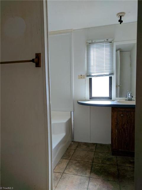 268 Calloway Rd, King, NC 27021 photo 5