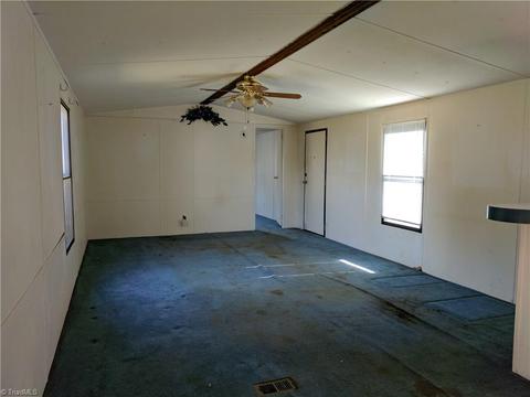 268 Calloway Rd, King, NC 27021 photo 3