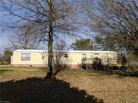 268 Calloway Rd, King, NC 27021 photo 1