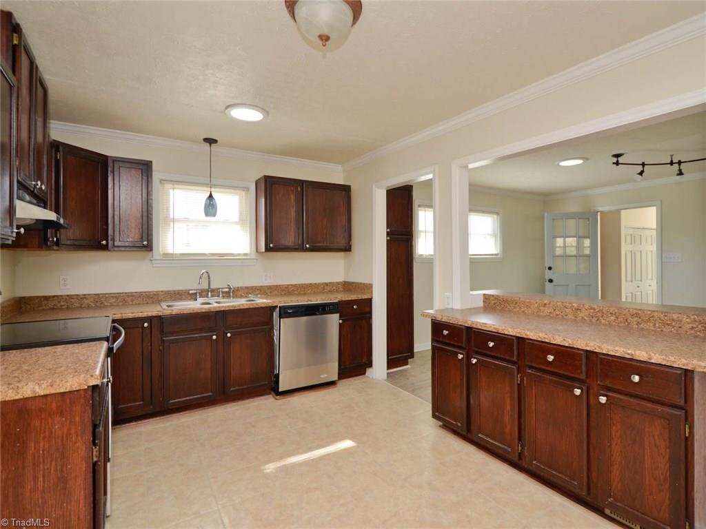 Undisclosed, High Point, NC 27262 photo 9