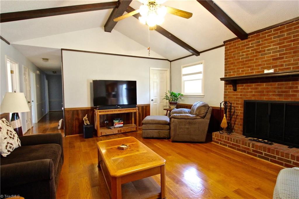 200 Epping Rd, Clemmons, NC 27012 photo 3