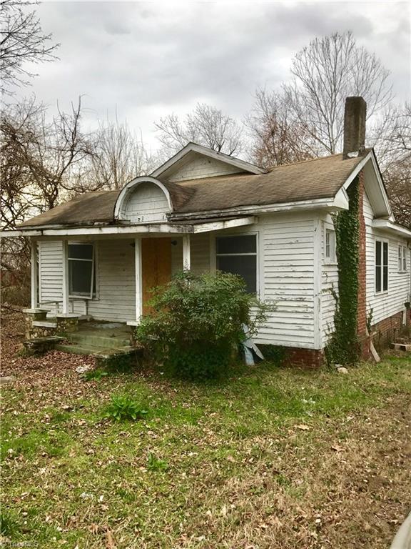 806 Meredith St, High Point, NC 27260 photo 1