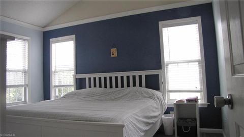 4207 Beacon Ridge Dr, High Point, NC 27265 photo 11