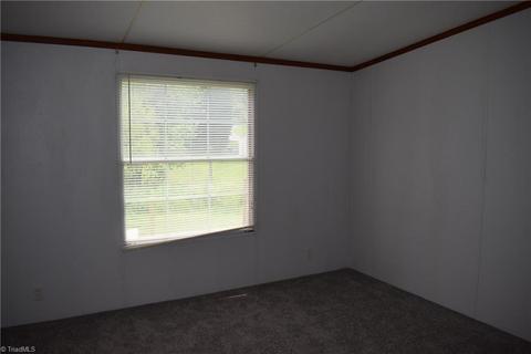 6541 Eagle Landing Dr, Trinity, NC 27370 photo 18
