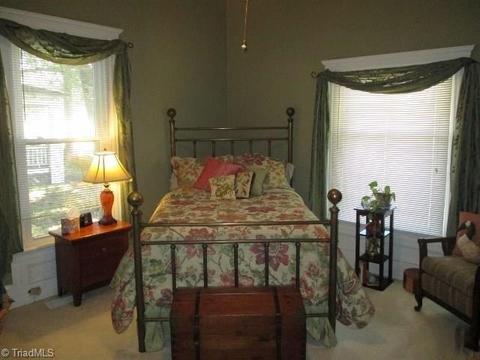 117 10th St, Spencer, NC 28159 photo 8