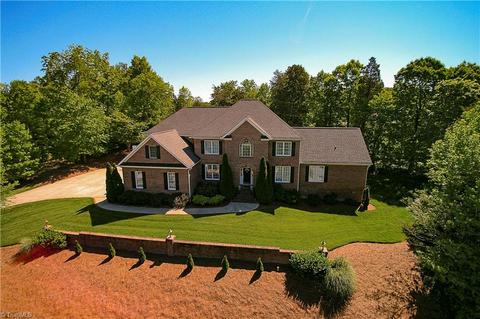1206 Devlin Ct, High Point, NC 27262 photo 1